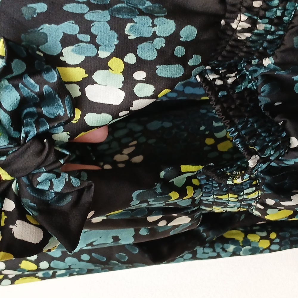 Torrid Black Surplice Long Sleeve Top With Green Dot Print Size 3X Bow Back - Picture 3 of 8